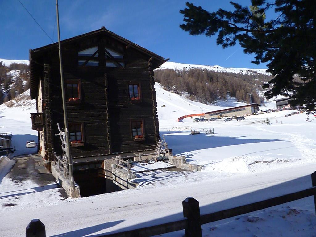 Bait Vegl Appartement Livigno Buitenkant foto